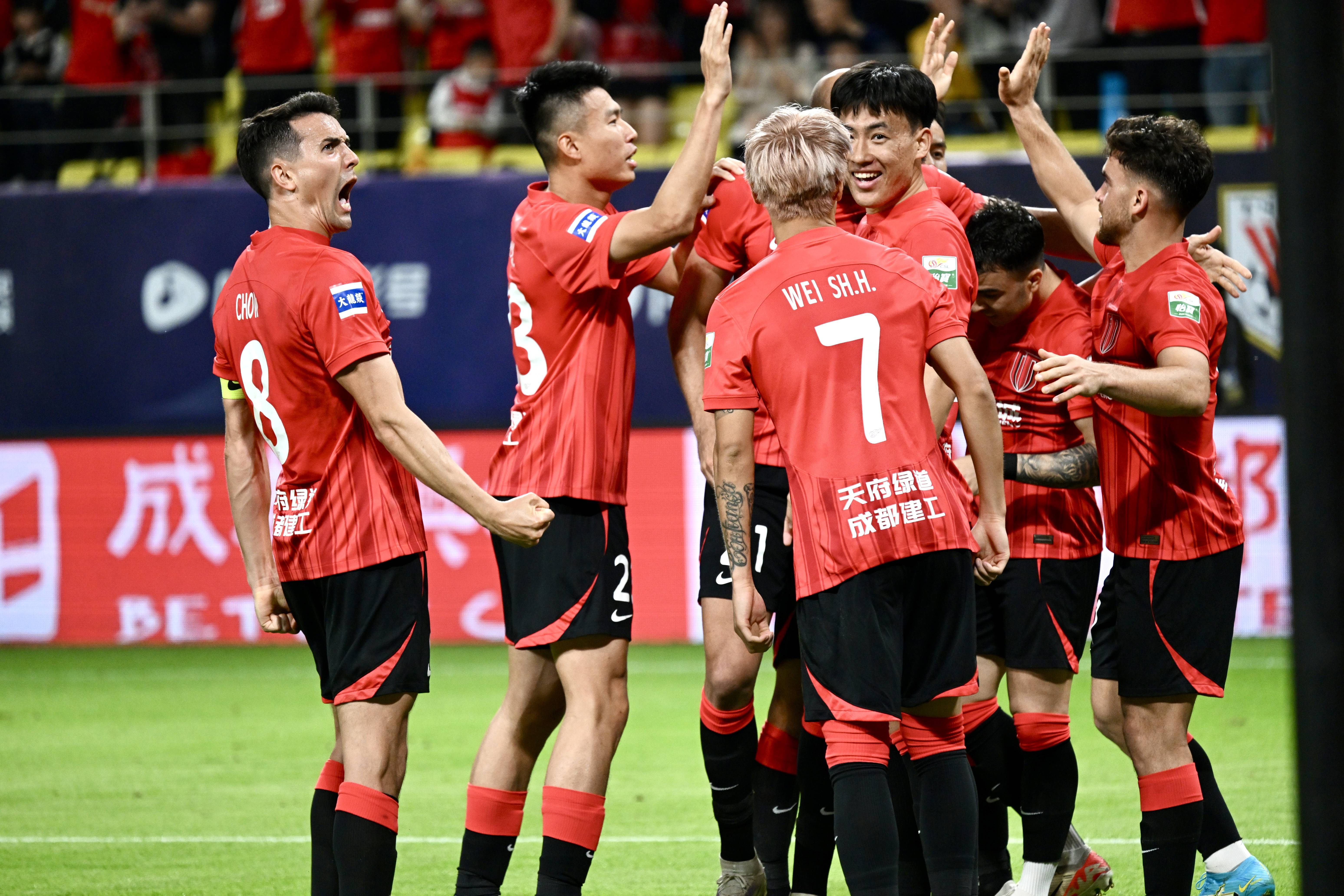 九游唯一入口-包含AC米兰迎亚冠关键赛，赛前扳平良机，震撼外界，阵容厚度经受考验的词条